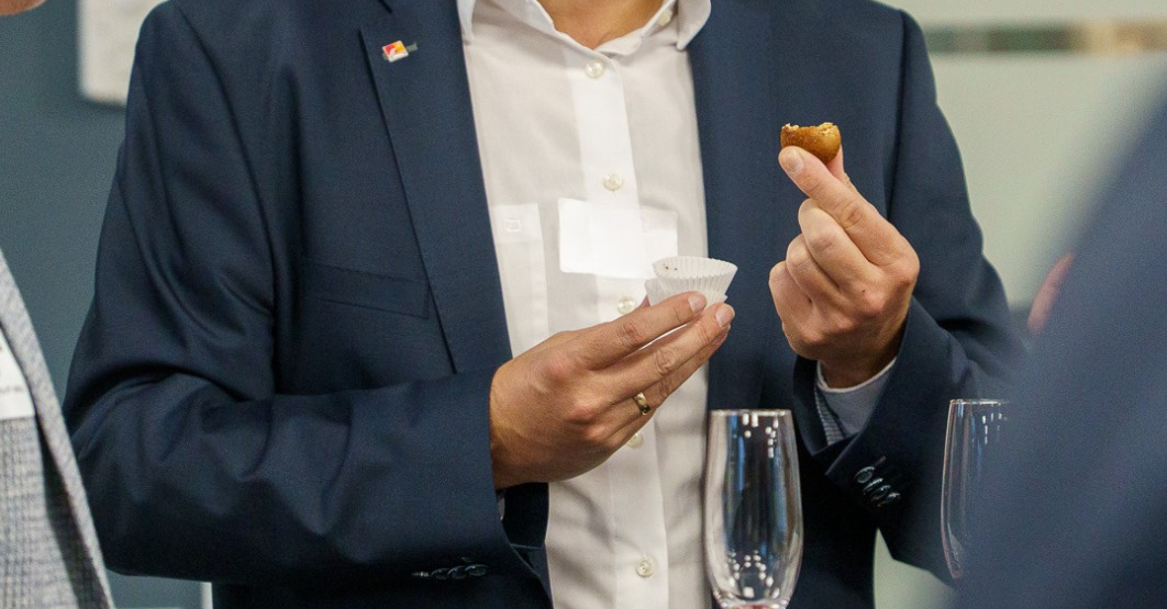 BoomBiza Pralinen auf Firmenfeiern, zum Sektempfang oder als Geschenk (Kundengeschenke, Mitarbeitergeschenke)